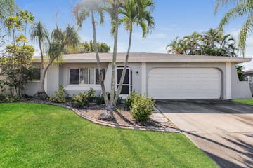 1122 SE 17th St Cape Coral, FL 33990